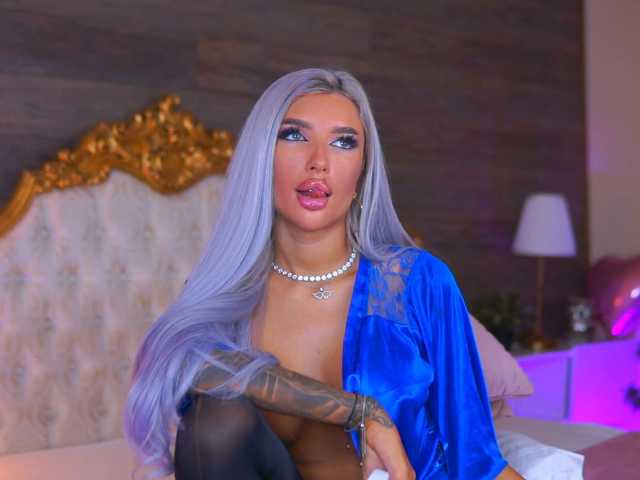 JuicyJessye live cam on BongaCams
