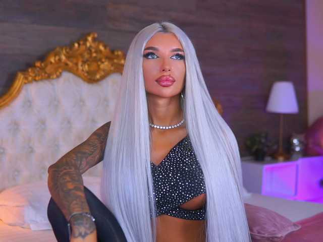 JuicyJessye live cam on BongaCams