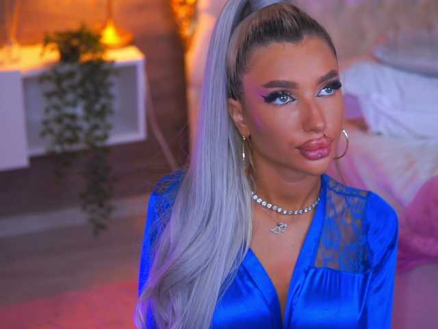 Live трансляция JuicyJessye - slutnetki.online