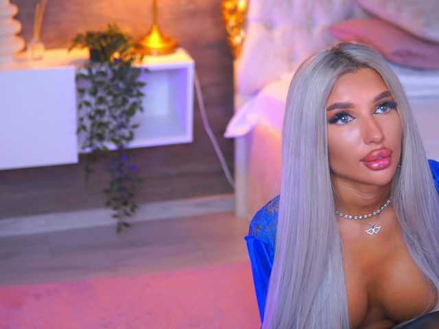 JuicyJessye live cam on BongaCams