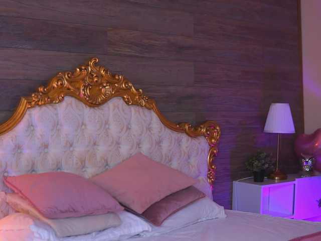 JuicyJessye live cam on BongaCams