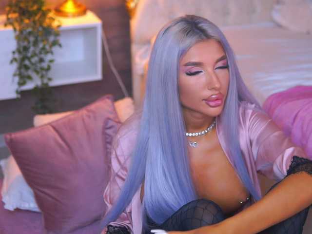 JuicyJessye live cam on BongaCams