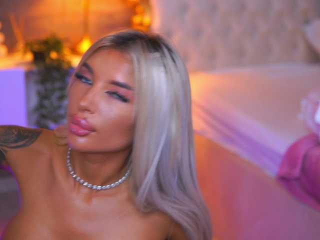 Live трансляция JuicyJessye - slutnetki.online