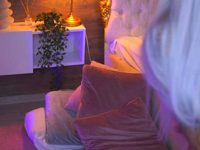 JuicyJessye live cam on BongaCams