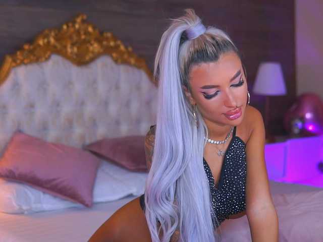 JuicyJessye live cam preview