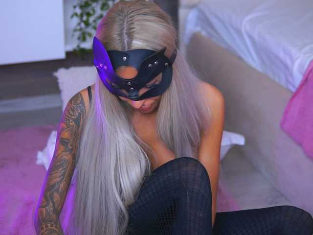 JuicyJessye live cam on BongaCams