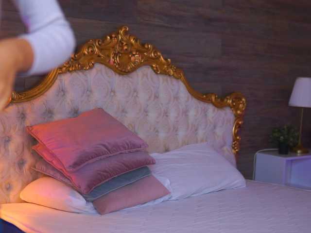 JuicyJessye live cam on BongaCams