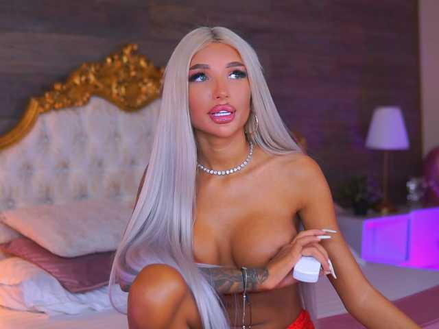JuicyJessye live cam on BongaCams