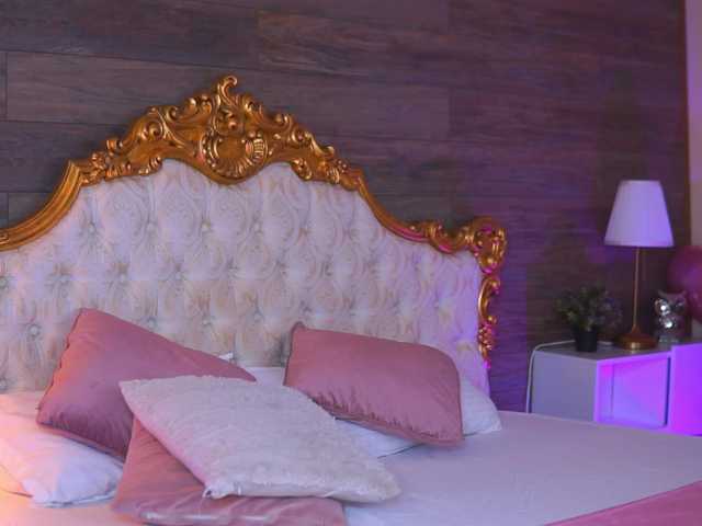 JuicyJessye live cam on BongaCams