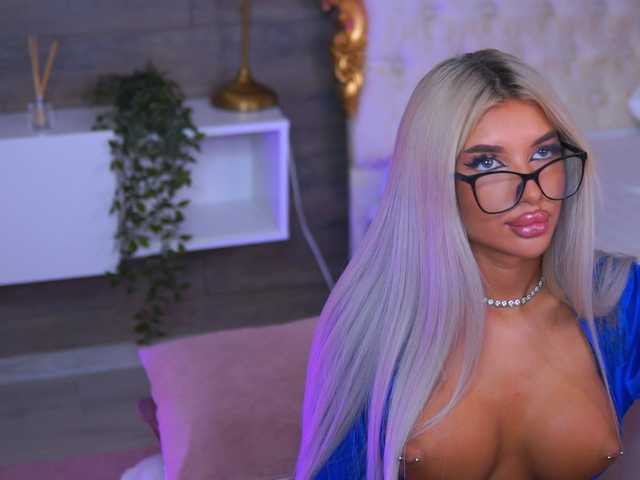 juicyjessye live sex