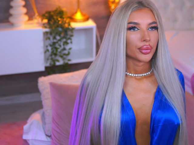 JuicyJessye live cam on BongaCams