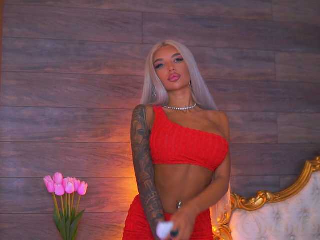 JuicyJessye live cam on BongaCams