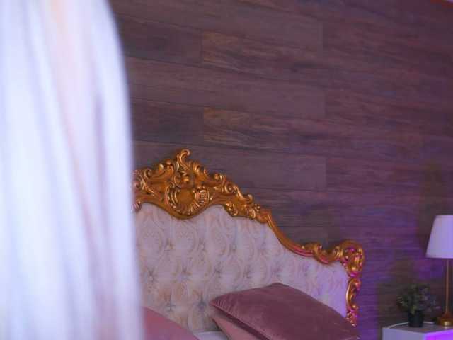 JuicyJessye live cam on BongaCams