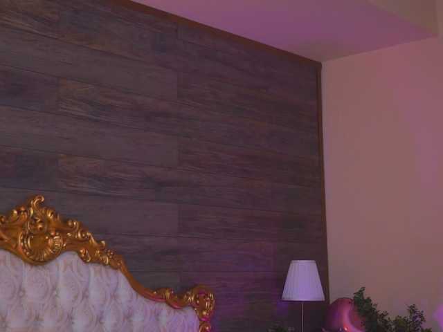 JuicyJessye's BongaCams profile