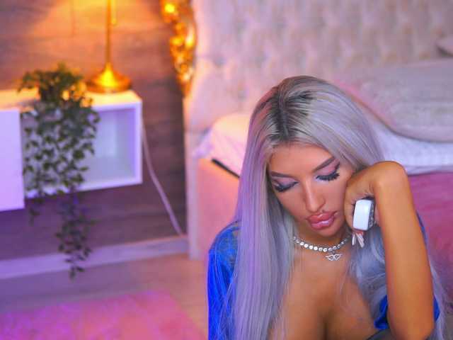 JuicyJessye live cam on BongaCams