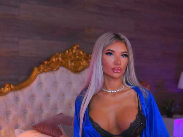 juicyjessye cam belle