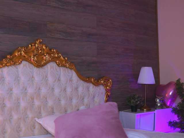 JuicyJessye live cam on BongaCams