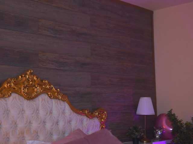  JuicyJessye chat room