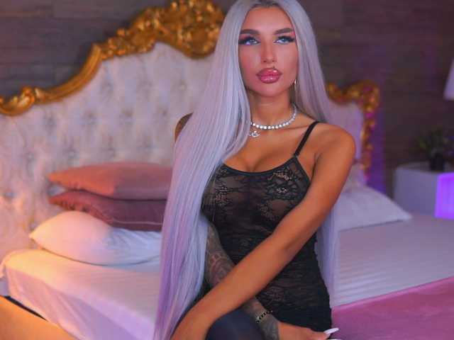JuicyJessye live cam on BongaCams