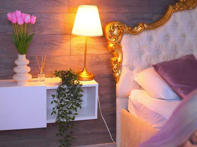 JuicyJessye live cam on BongaCams