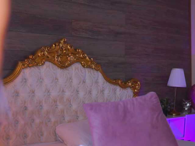 JuicyJessye live cam on BongaCams