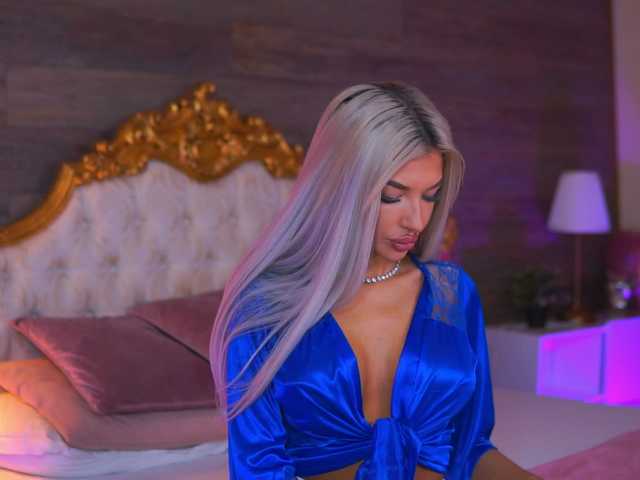 JuicyJessye live cam on BongaCams