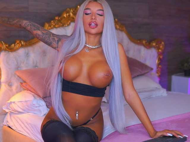 JuicyJessye live cam on BongaCams