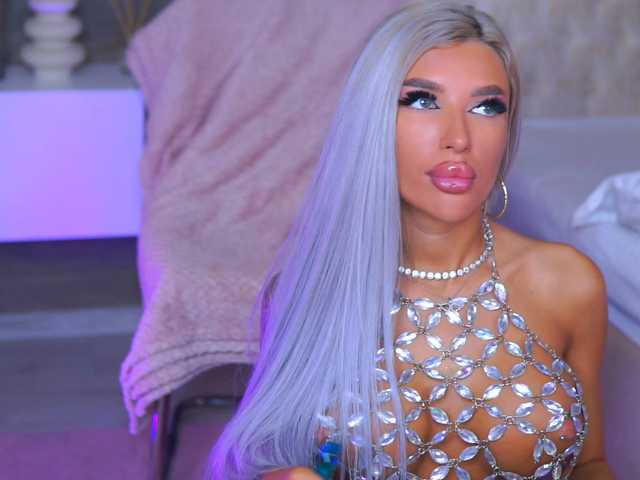 JuicyJessye live cam on BongaCams