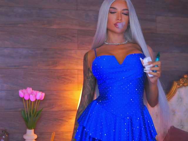 JuicyJessye live cam on BongaCams