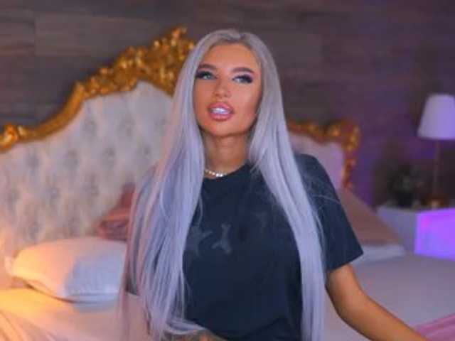 JuicyJessye live cam on BongaCams