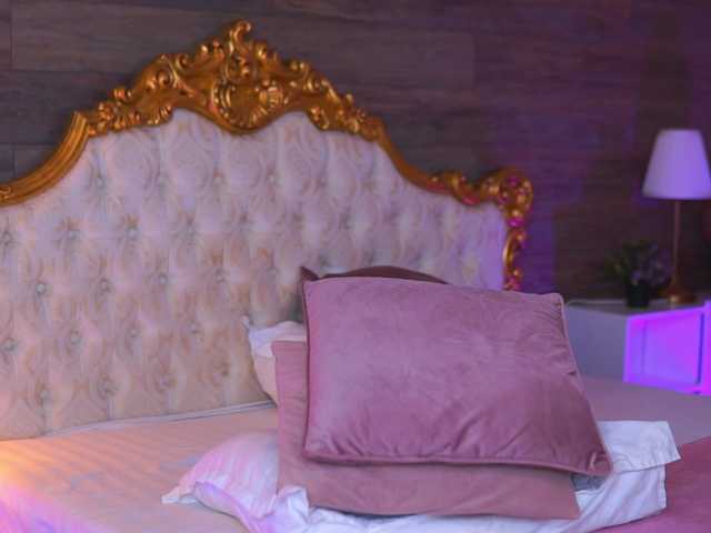 JuicyJessye live cam on BongaCams