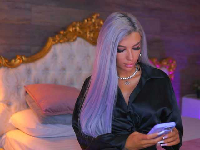 JuicyJessye live cam on BongaCams