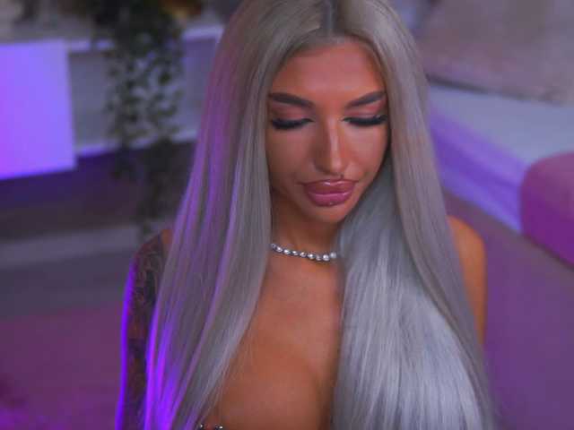 JuicyJessye live cam on BongaCams