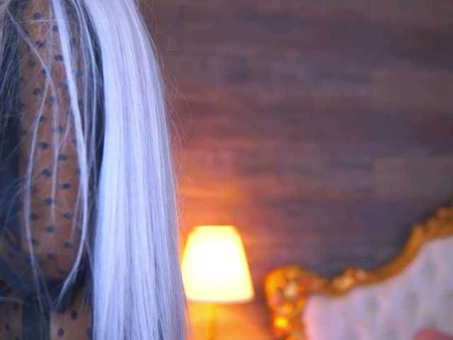 JuicyJessye live cam on BongaCams