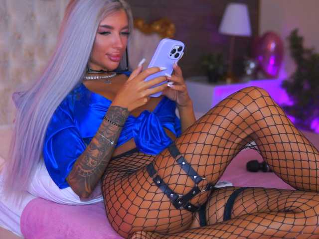 JuicyJessye, en vivo ahora en BongaCams