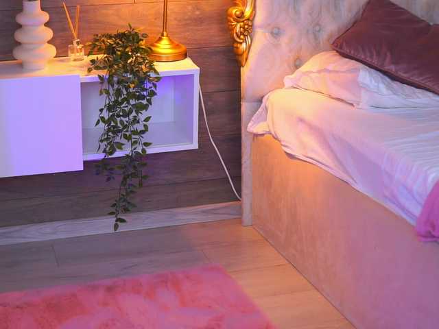 JuicyJessye live cam on BongaCams
