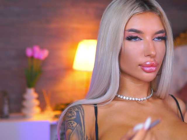juicyjessye live sex show