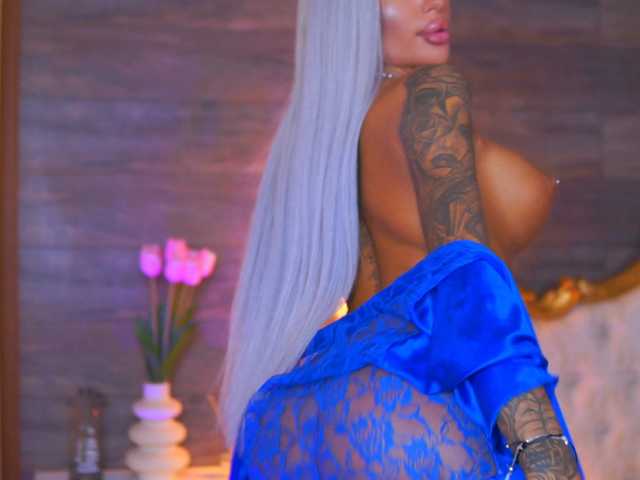 JuicyJessye live cam preview