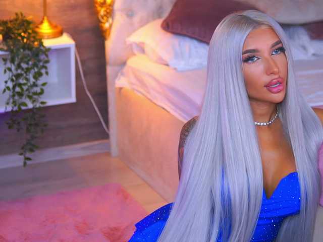 JuicyJessye live cam on BongaCams