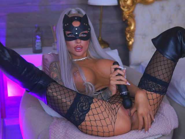  JuicyJessye chat room
