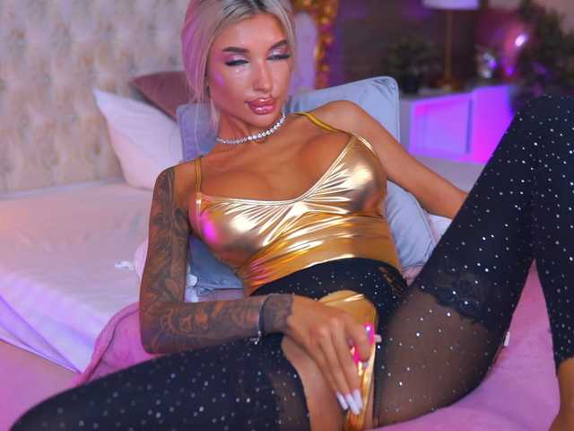 JuicyJessye live cam on BongaCams