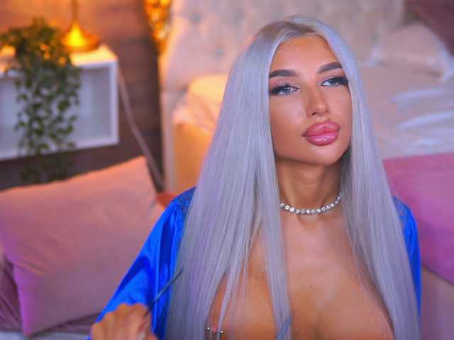JuicyJessye live cam on BongaCams