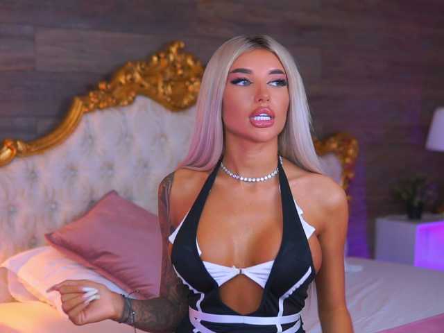 JuicyJessye live cam on BongaCams