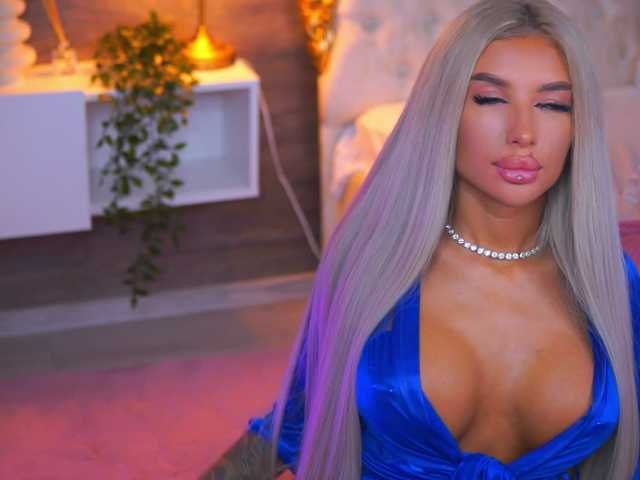 JuicyJessye live cam on BongaCams