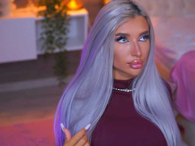 JuicyJessye live cam on BongaCams