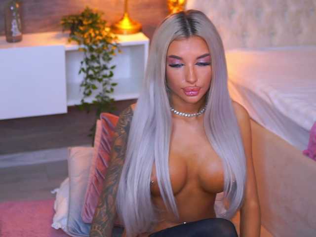 Live трансляция JuicyJessye - Runet.cam