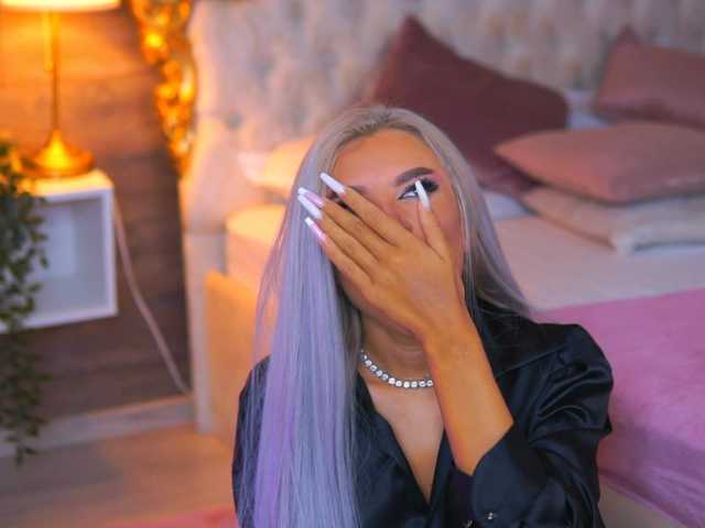 JuicyJessye live cam on BongaCams