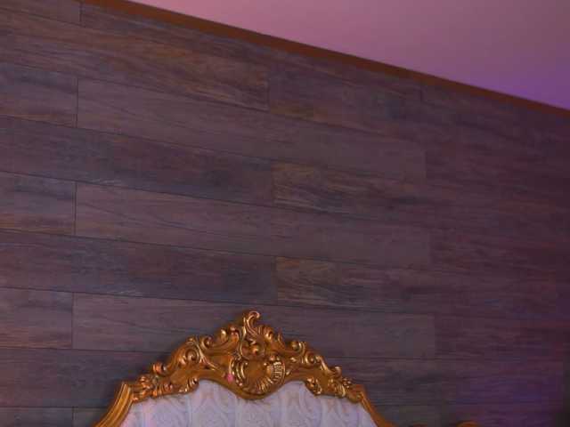 JuicyJessye live cam on BongaCams