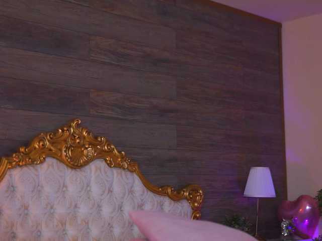 JuicyJessye live cam on BongaCams