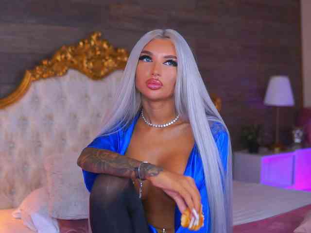 JuicyJessye webcam